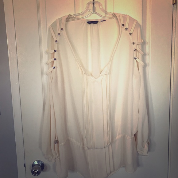 New York & Company. - Picture 1 of 6